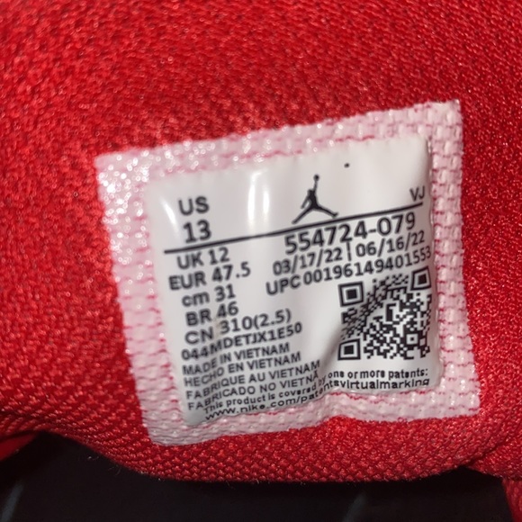 Jordan 1 Mid
White Black Red (2022) - Picture 3 of 4